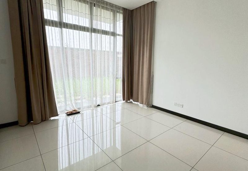 The Straits View Residences