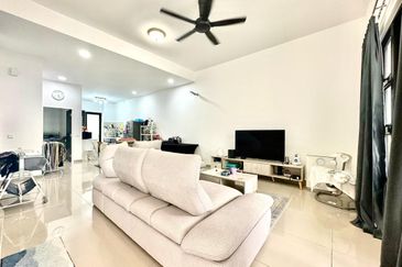 Tate Dalton @ Eco Botanic 2