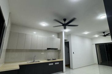 Royal Strand @ Country Garden Danga Bay