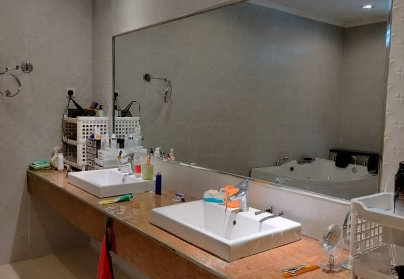 Jalan Mutiara Emas 3