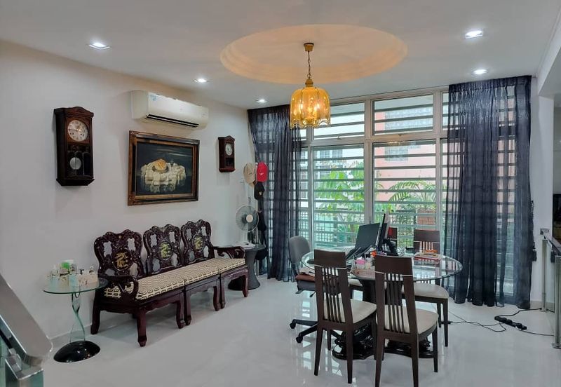 Jalan Mutiara Emas 3