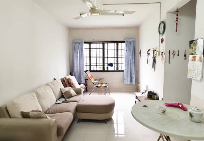 Taman Flora Heights Flat
