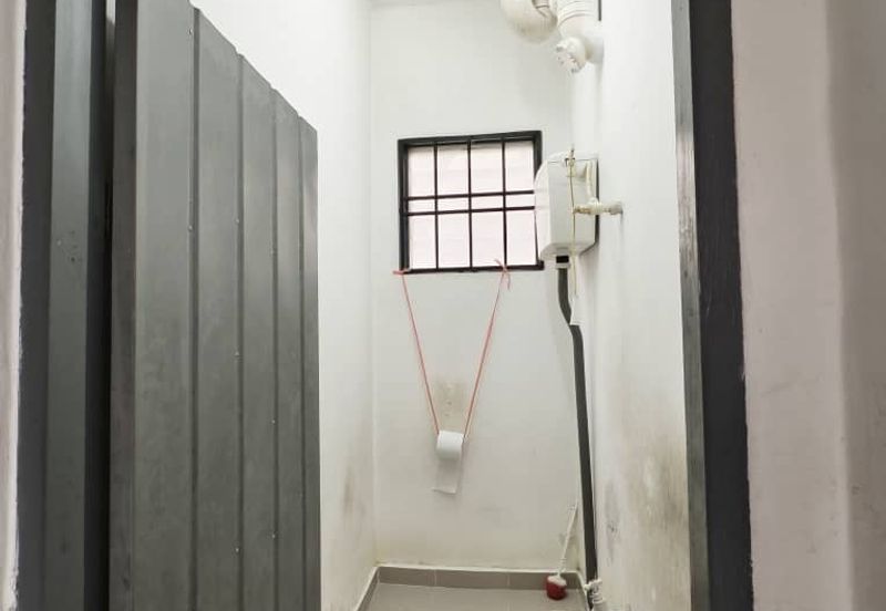 Taman Flora Heights Flat