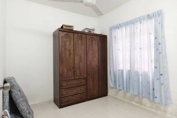 Taman Flora Heights Flat