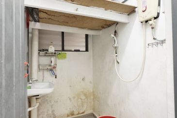 Taman Flora Heights Flat