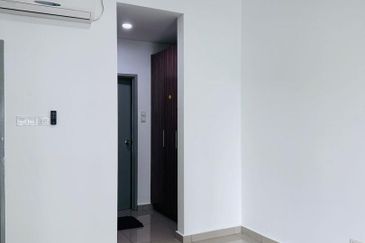 Seasons Luxury Apartments @ Amara Larkin