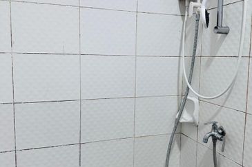 Seasons Luxury Apartments @ Amara Larkin