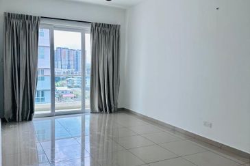 Seasons Luxury Apartments @ Amara Larkin