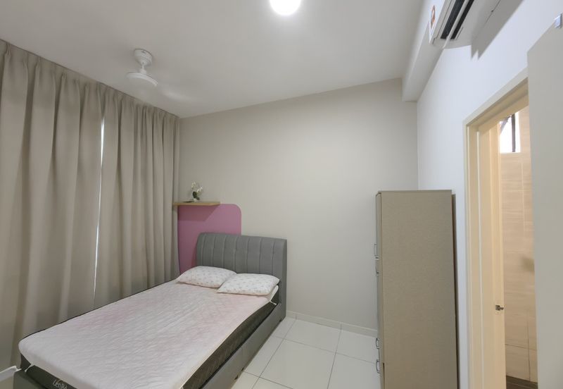 D'Summit Residences @ Kempas Utama