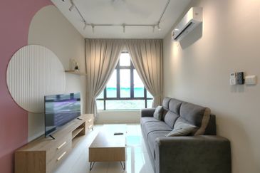 D'Summit Residences @ Kempas Utama