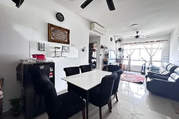 Midas Perling Apartment