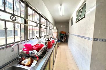 Taman Sutera Perling