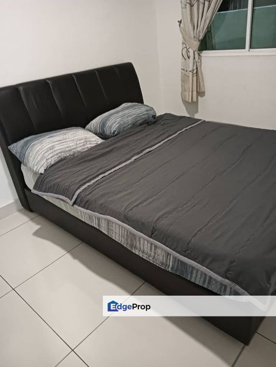 KSL Residence @ Taman Daya /Room for Rent with aircond -Private Bathroom /Include Utility &Wifi, Johor, Johor Bahru