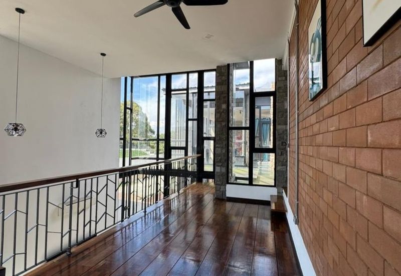 Cube On Hill ( Taman Bukit Pulai )