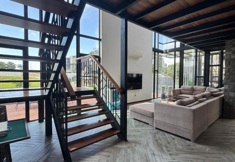 Cube On Hill ( Taman Bukit Pulai )