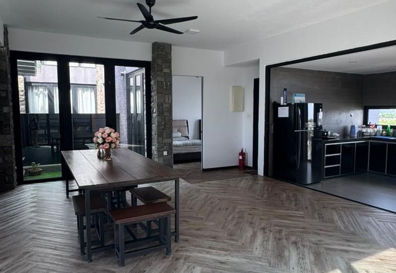 Cube On Hill ( Taman Bukit Pulai )