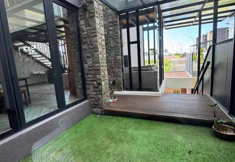 Cube On Hill ( Taman Bukit Pulai )