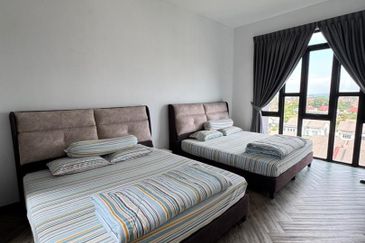 Cube On Hill ( Taman Bukit Pulai )