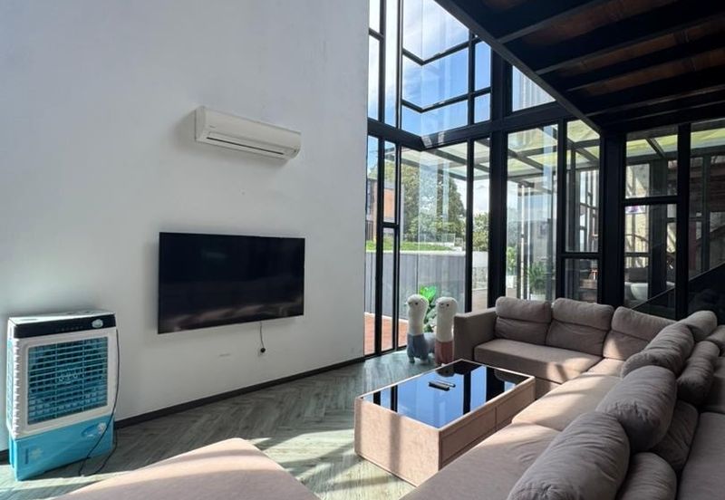 Cube On Hill ( Taman Bukit Pulai )