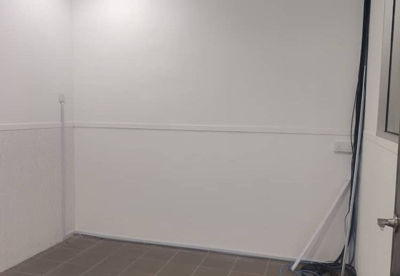 Jalan Sutera Tanjung