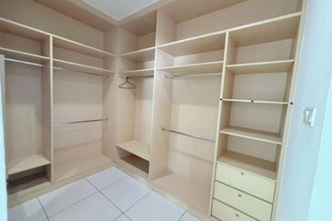 Sri Samudera Seaview Residence Suites