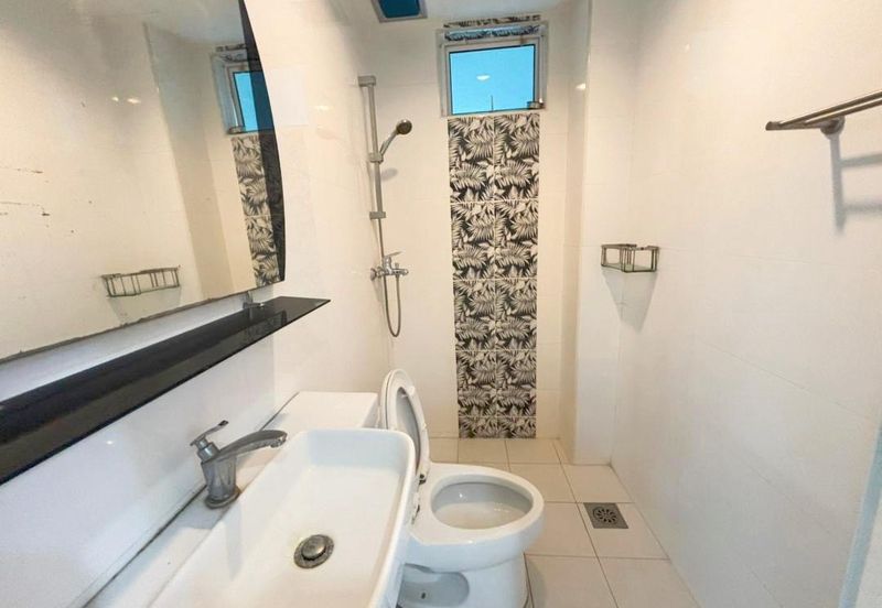 Sri Samudera Seaview Residence Suites