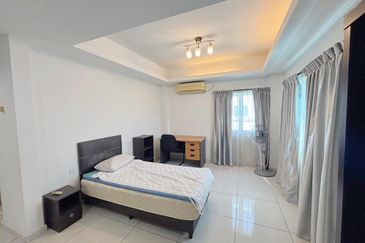 Sri Samudera Seaview Residence Suites