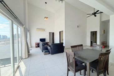 Sri Samudera Seaview Residence Suites