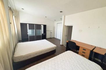 Sri Samudera Seaview Residence Suites