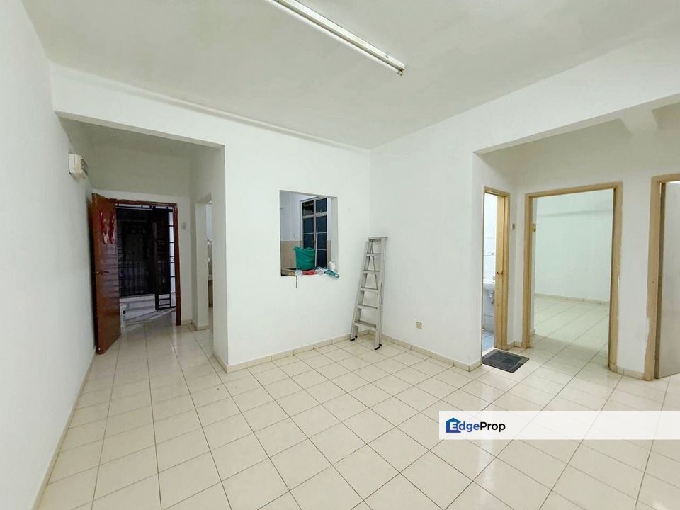 Villa Bestari @ Nusa Bestari 2 / Service Apartment, Johor, Skudai