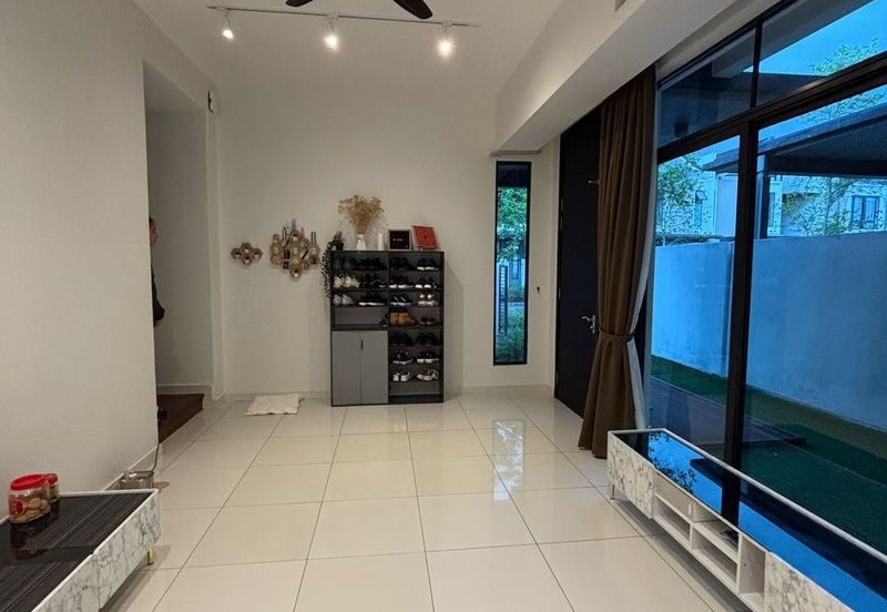 Avira Garden Terraces @ Medini