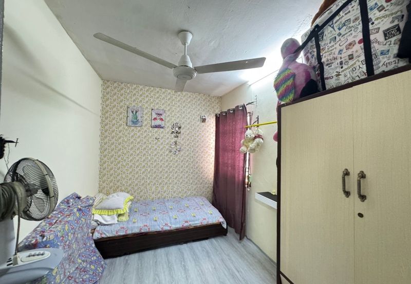 Flat Tasek 64, Bandar Baru Seri Alam