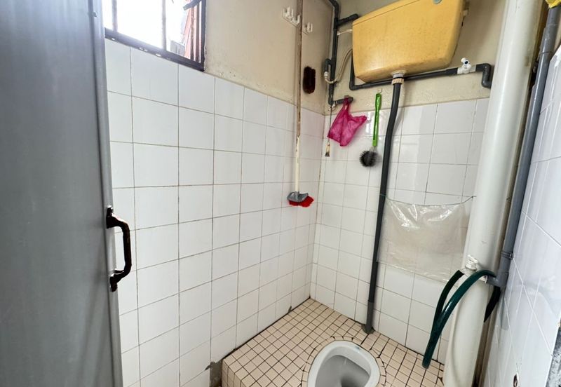 Flat Tasek 64, Bandar Baru Seri Alam