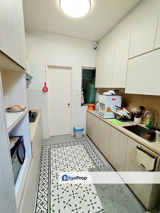 Suriamas Suites Apartment @ Larkin / Service Apartment , Johor, Johor Bahru