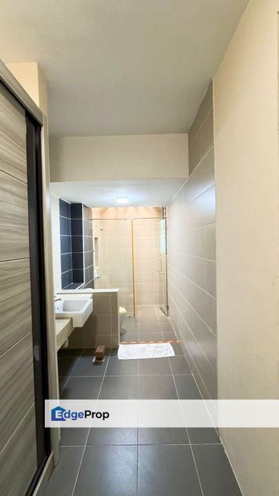 D'Serambi @ Taman Perling / Double Storey Terrace EndLot with Extra Land, Johor, Johor Bahru