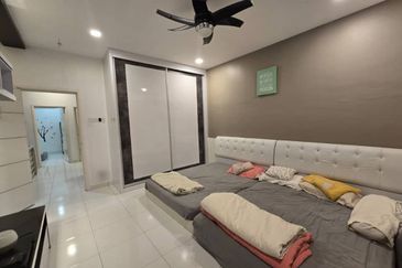 Jalan Perjiranan 11/1