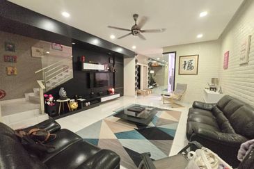 Jalan Perjiranan 11/1