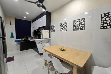 Jalan Perjiranan 11/1