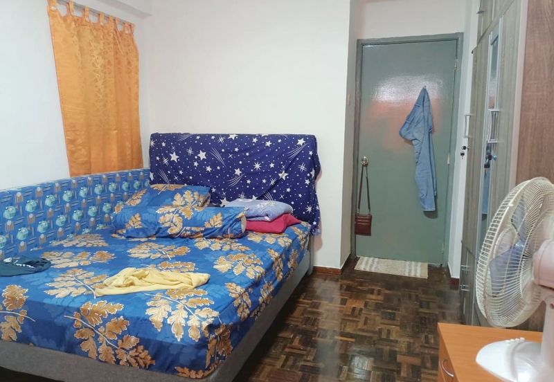 Dwi Mahkota Condominium