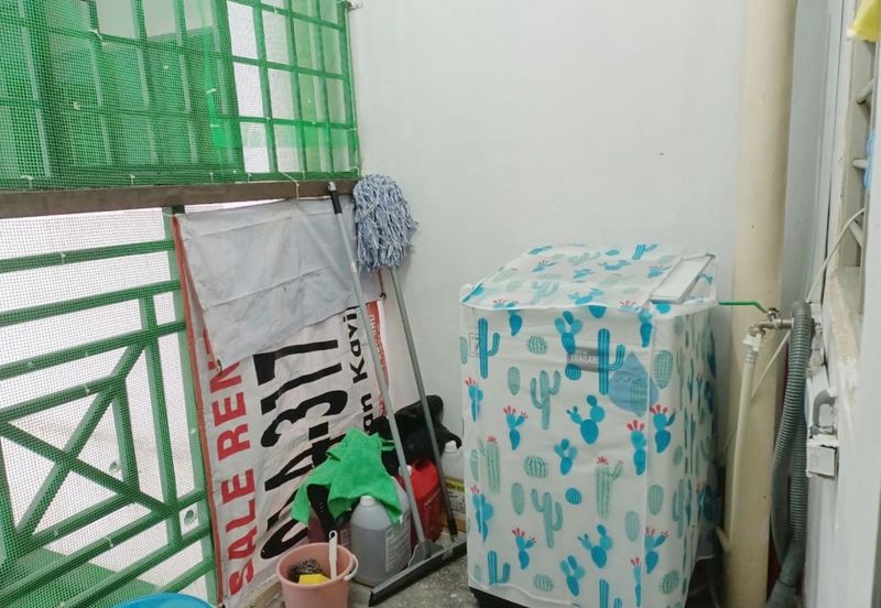 Dwi Mahkota Condominium