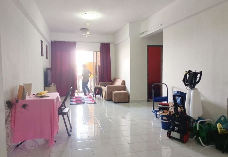 Dwi Mahkota Condominium