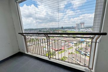 Eastbay Luxury Apartment