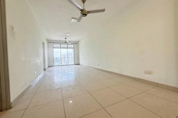 Eastbay Luxury Apartment