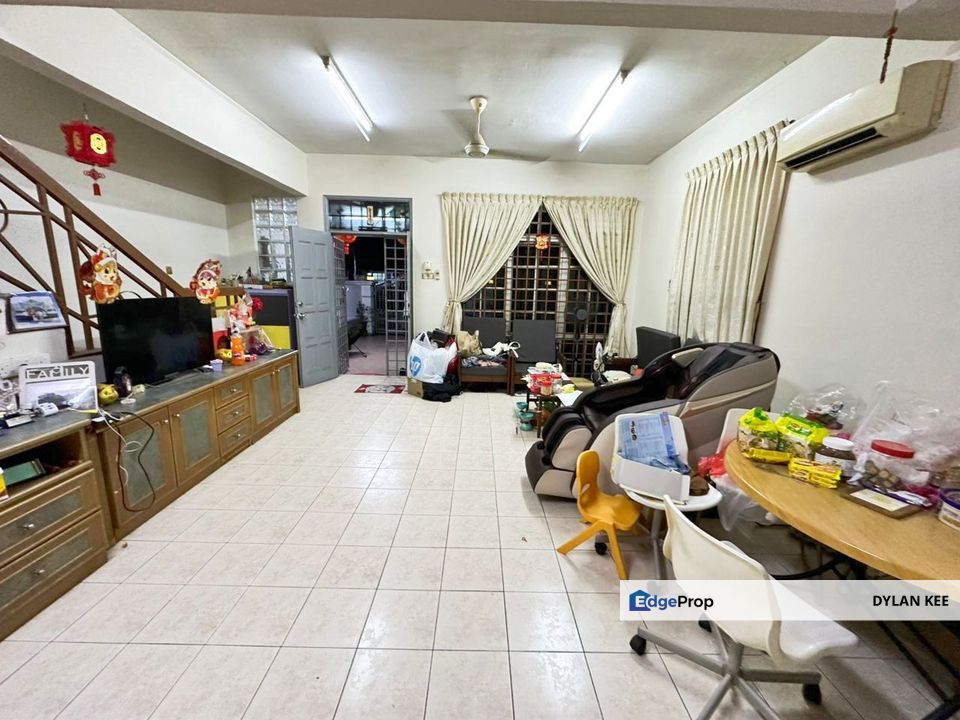 Taman Universiti Skudai Johor Double Storey Terrace House End Lot, Johor, Skudai