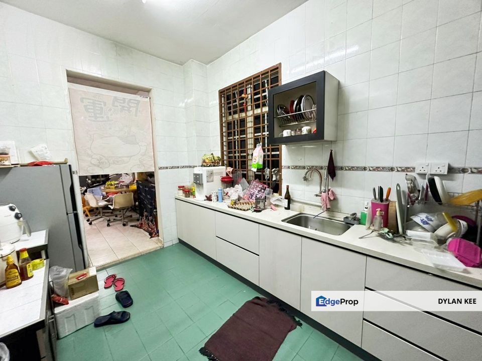 Taman Universiti Skudai Johor Double Storey Terrace House End Lot, Johor, Skudai