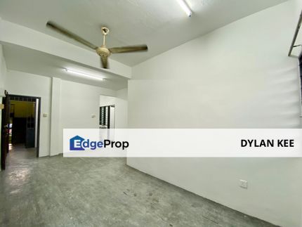 Taman Melawati Flat Skudai Low Cost Three Bedrooms, Johor, Skudai