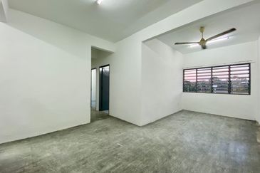 Taman Melawati Flat