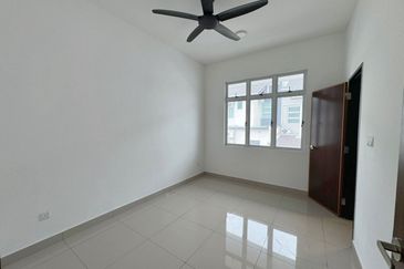 Iconia Garden Residence @ Taman Impian Emas