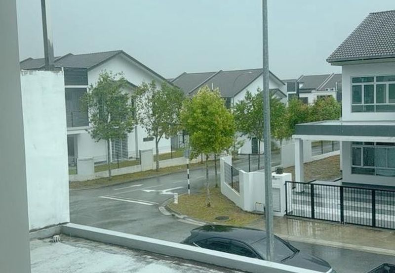 Iconia Garden Residence @ Taman Impian Emas