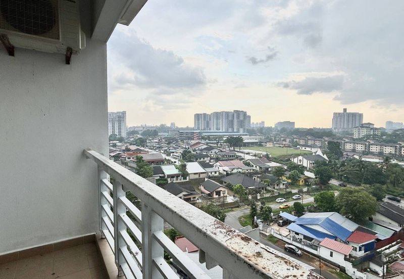 D'Larkin Residence (Delima Larkin)